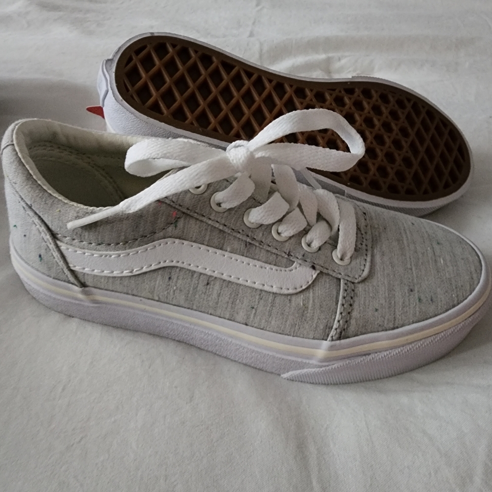 NEW Van's sz 13